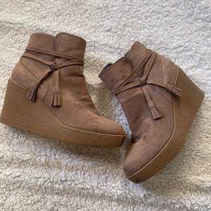 Wedge Booties | Sz 9
